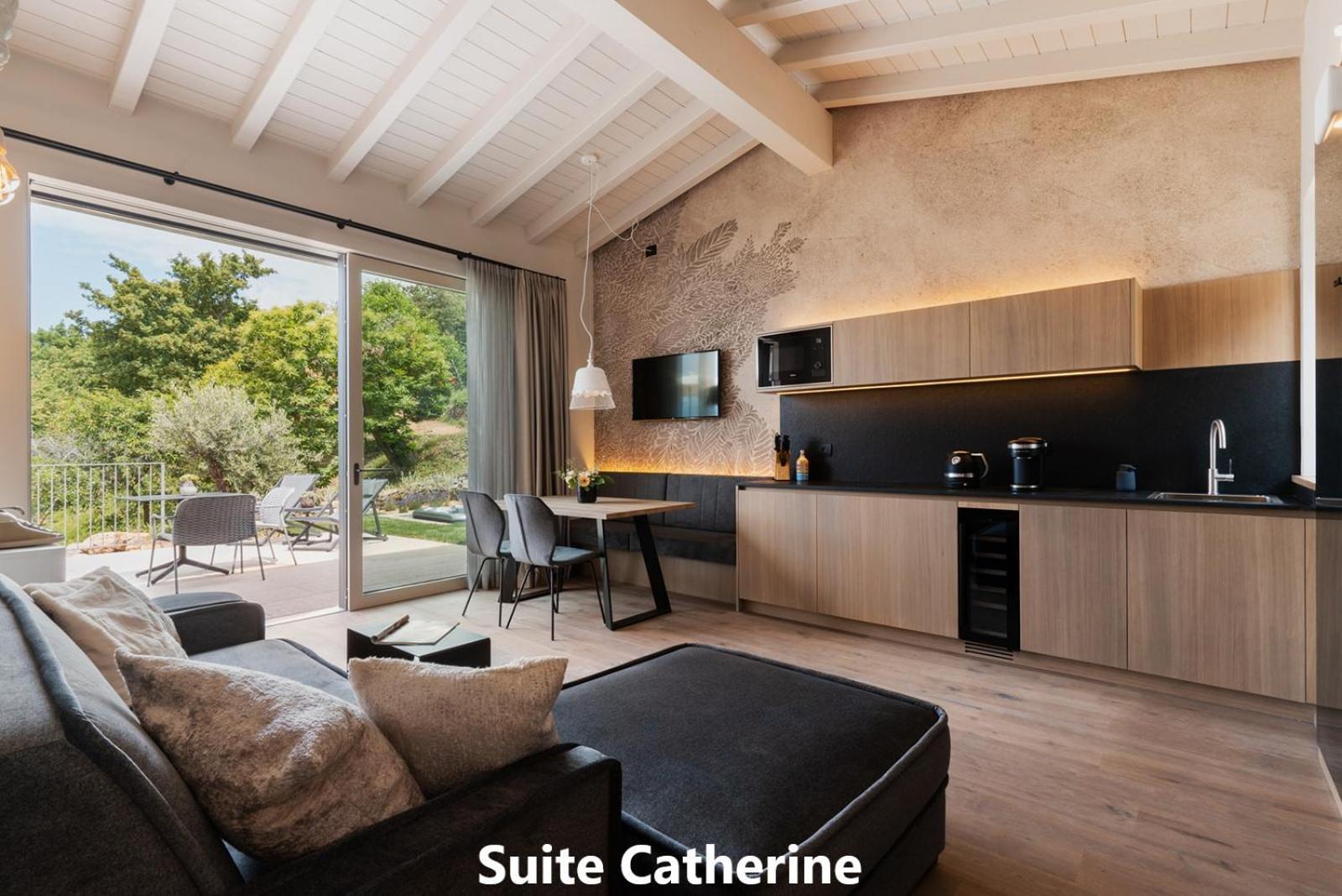 Living SPA Suite